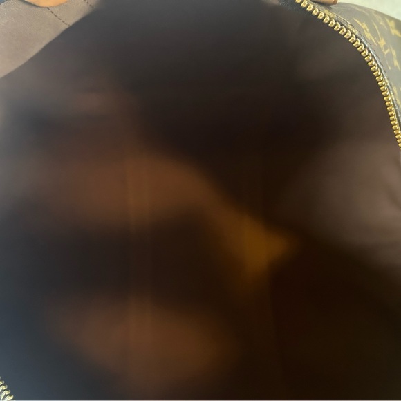 Louis Vuitton Monogram Canvas Keepall 50 Duffel Bag w/Shoulder Strap & Lock/Key - Picture 16 of 17